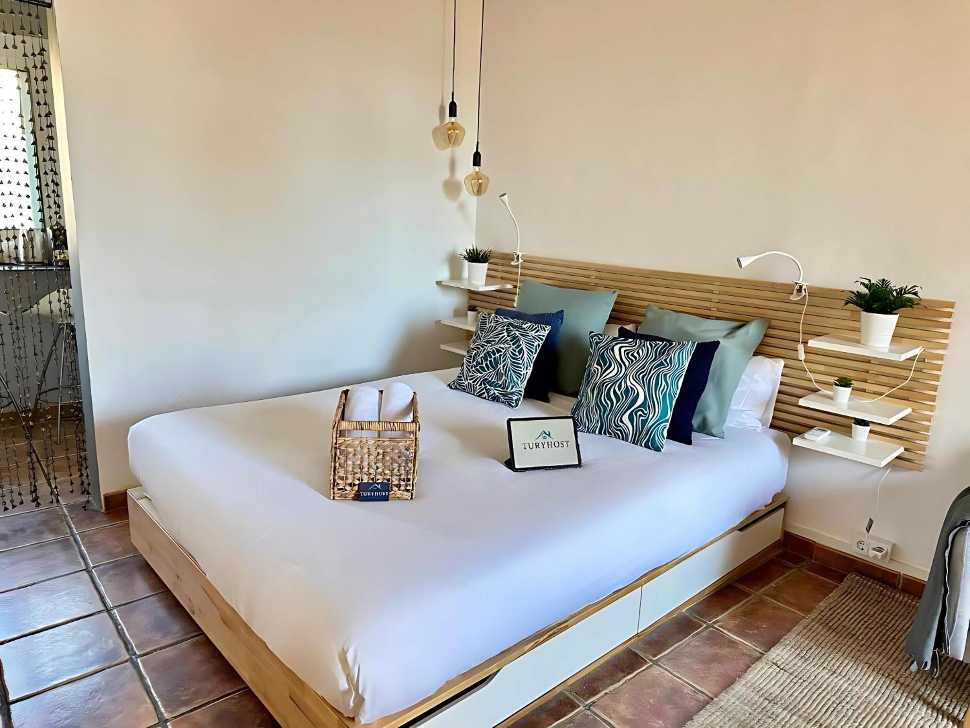Taulat Loft L Poblenou Beach L Self Check In L Terrace Penthouse 바르셀로나 외부 사진
